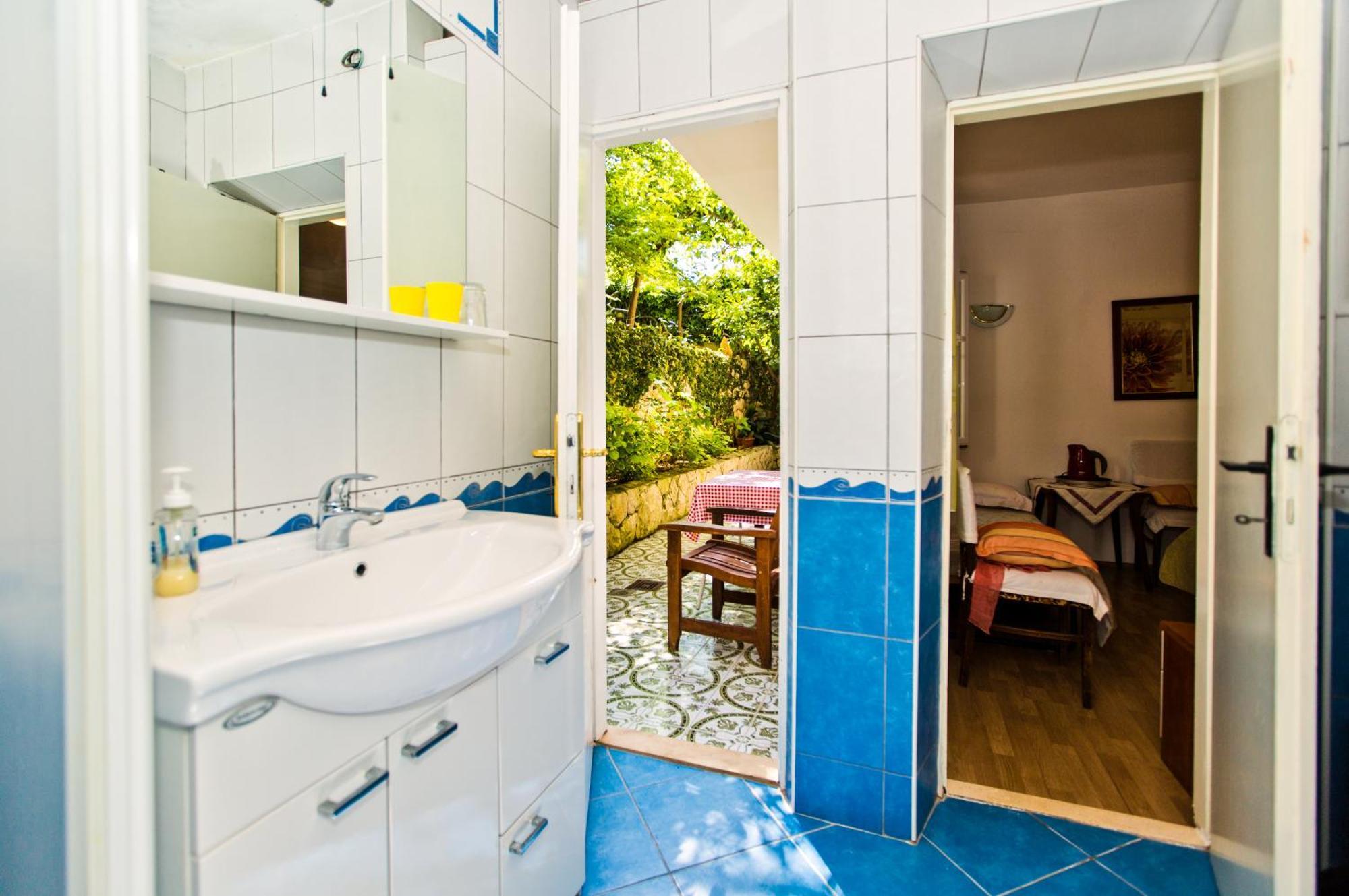 Rooms Barbaric Hvar Town Eksteriør bilde